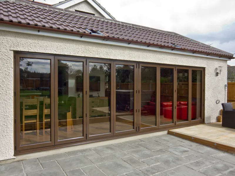 Bifold Plaistow