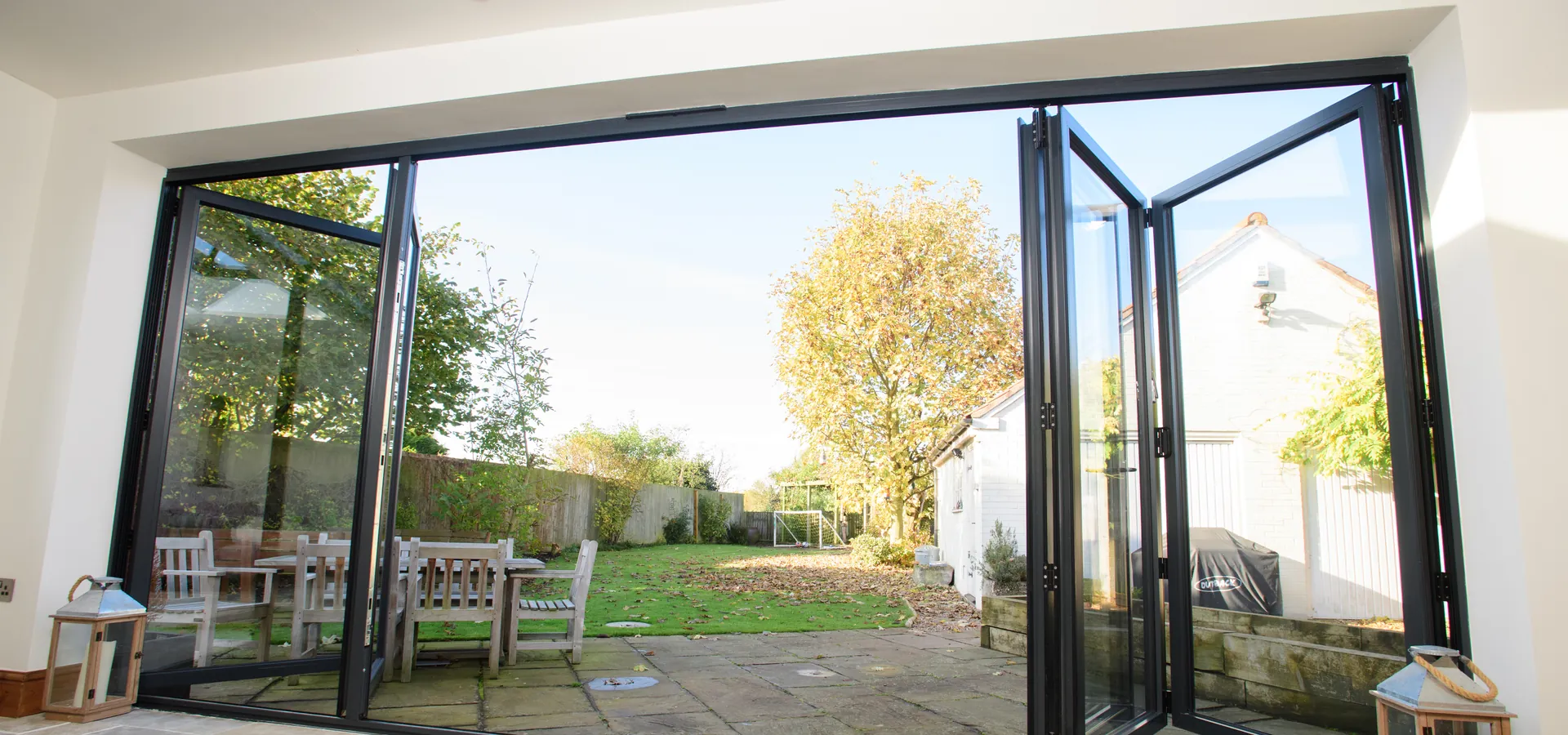 Bifold Plaistow