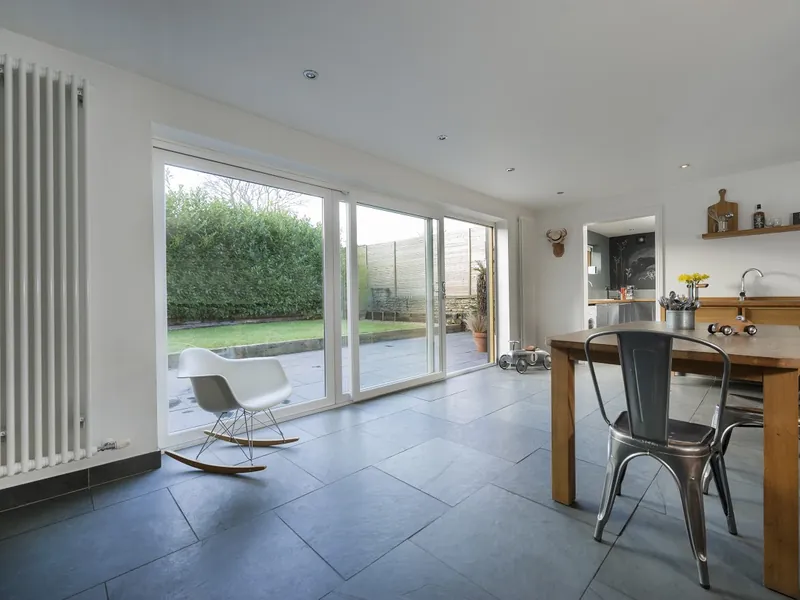 Sliding Windows — Gallery Plaistow